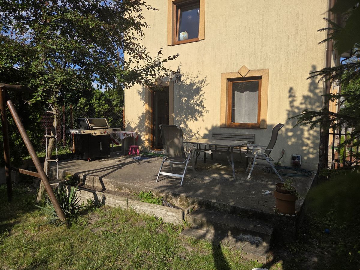 dom wolnostojący, 5 pokoi Góra Kalwaria, ul. Wojska Polskiego. Zdjęcie 2