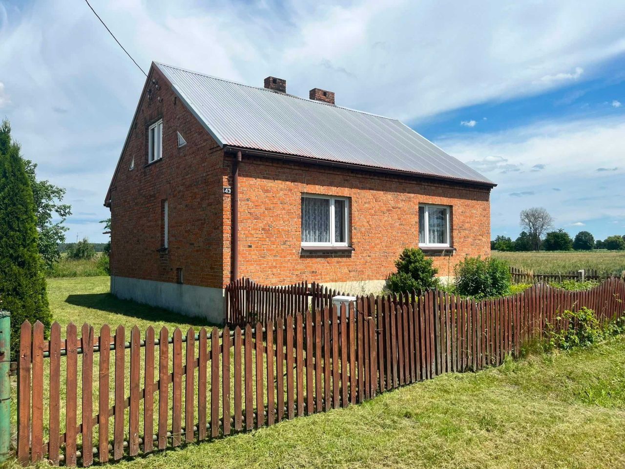 dom wolnostojący, 3 pokoje Czastary. Zdjęcie 2