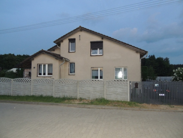 dom wolnostojący, 5 pokoi Kwilcz, ul. Wierzbowa. Zdjęcie 1