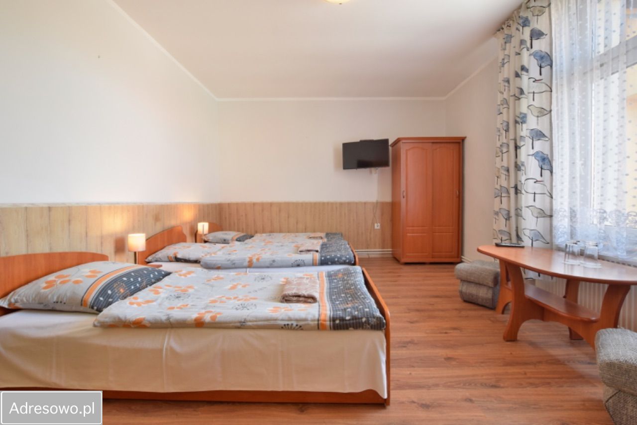 Hotel/pensjonat Kostomłoty, ul. Rynek. Zdjęcie 4