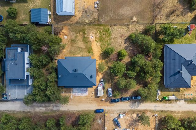 bliźniak, 5 pokoi Dosin. Zdjęcie 16