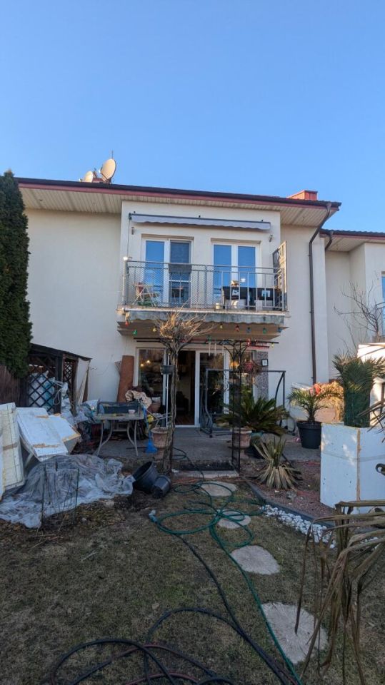 dom szeregowy, 5 pokoi Bobrowiec. Zdjęcie 2