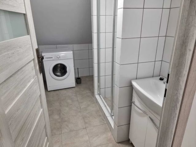 dom wolnostojący, 5 pokoi Makowice. Zdjęcie 3