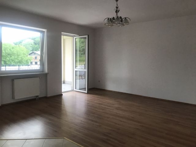 Mieszkanie 3-pokojowe Bielsko-Biała, ul. Jana Kochanowskiego. Zdjęcie 1