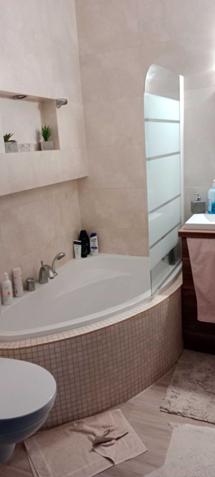 Mieszkanie 3-pokojowe Kobyłka. Zdjęcie 2