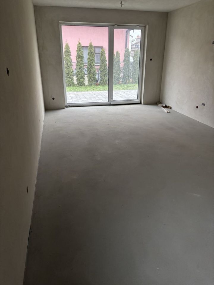 Mieszkanie 4-pokojowe Mielec. Zdjęcie 3