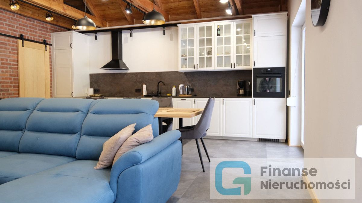 dom wolnostojący, 3 pokoje Borowiny. Zdjęcie 4