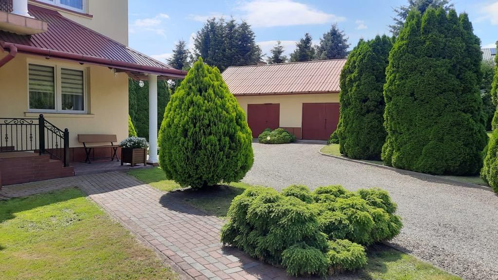 dom wolnostojący, 5 pokoi Trójczyce Na Klinie. Zdjęcie 2