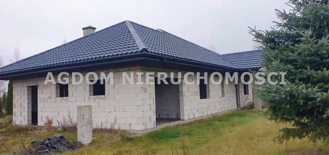 dom wolnostojący, 4 pokoje Zaduszniki. Zdjęcie 3