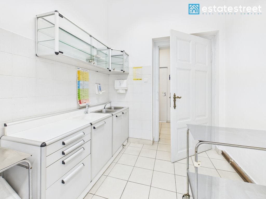 Mieszkanie 4-pokojowe Katowice Śródmieście, ul. Henryka Sienkiewicza. Zdjęcie 11