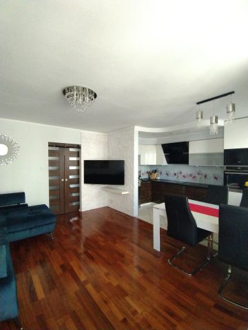 Mieszkanie 3-pokojowe Suwałki, ul. Ludwika Michała Paca. Zdjęcie 1