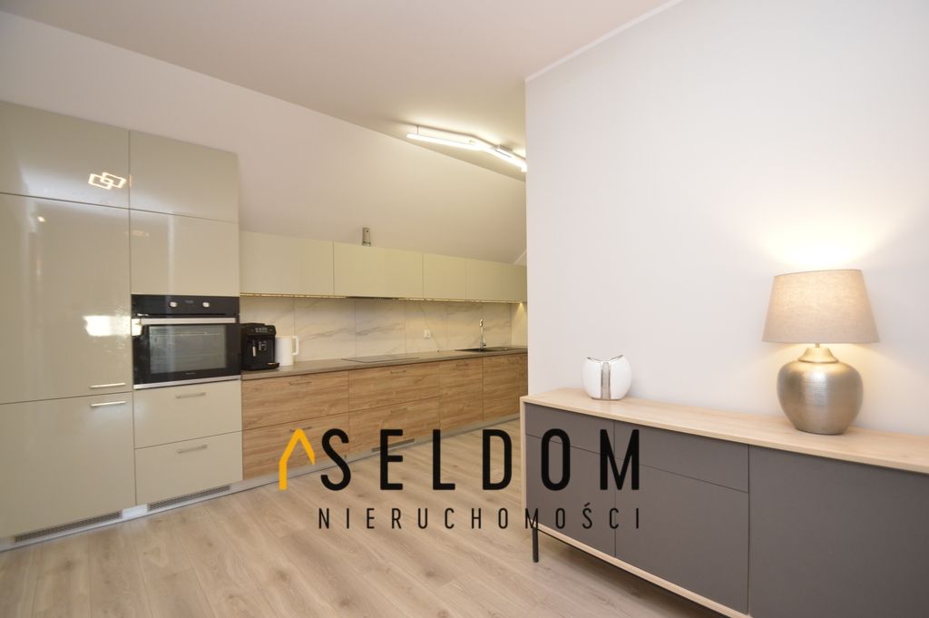 Mieszkanie 6-pokojowe Legnica, ul. Armii Krajowej. Zdjęcie 18