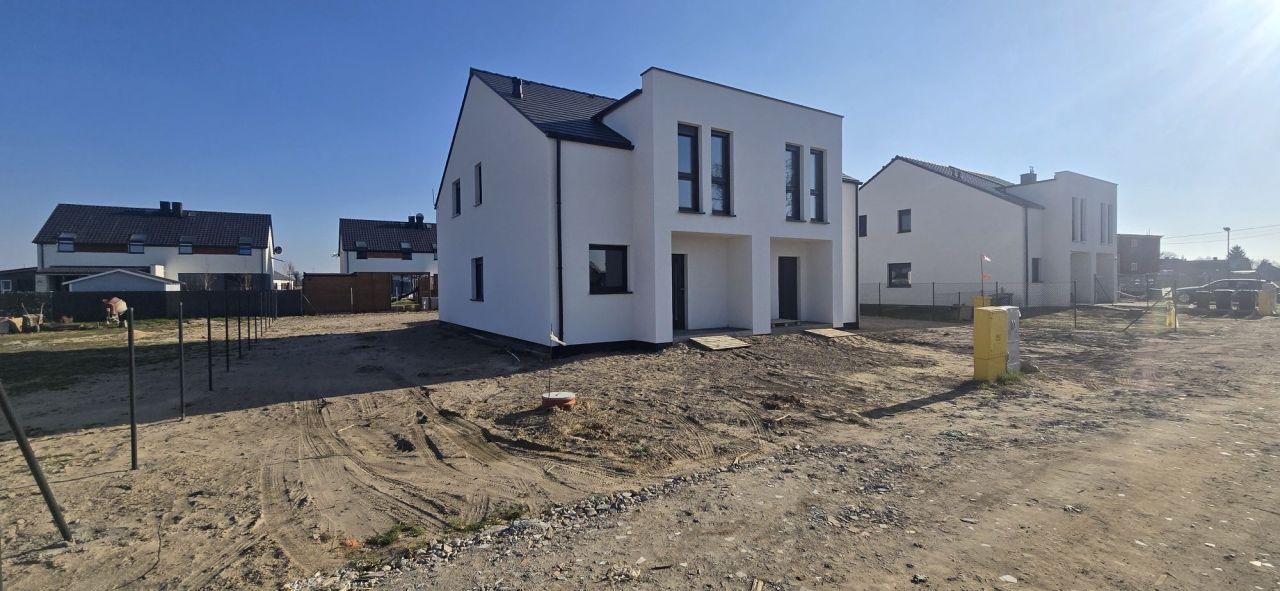 bliźniak Konarzewo, ul. Róży Polnej. Zdjęcie 7