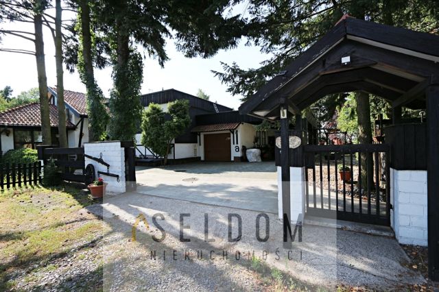 dom wolnostojący, 7 pokoi Chojny. Zdjęcie 1