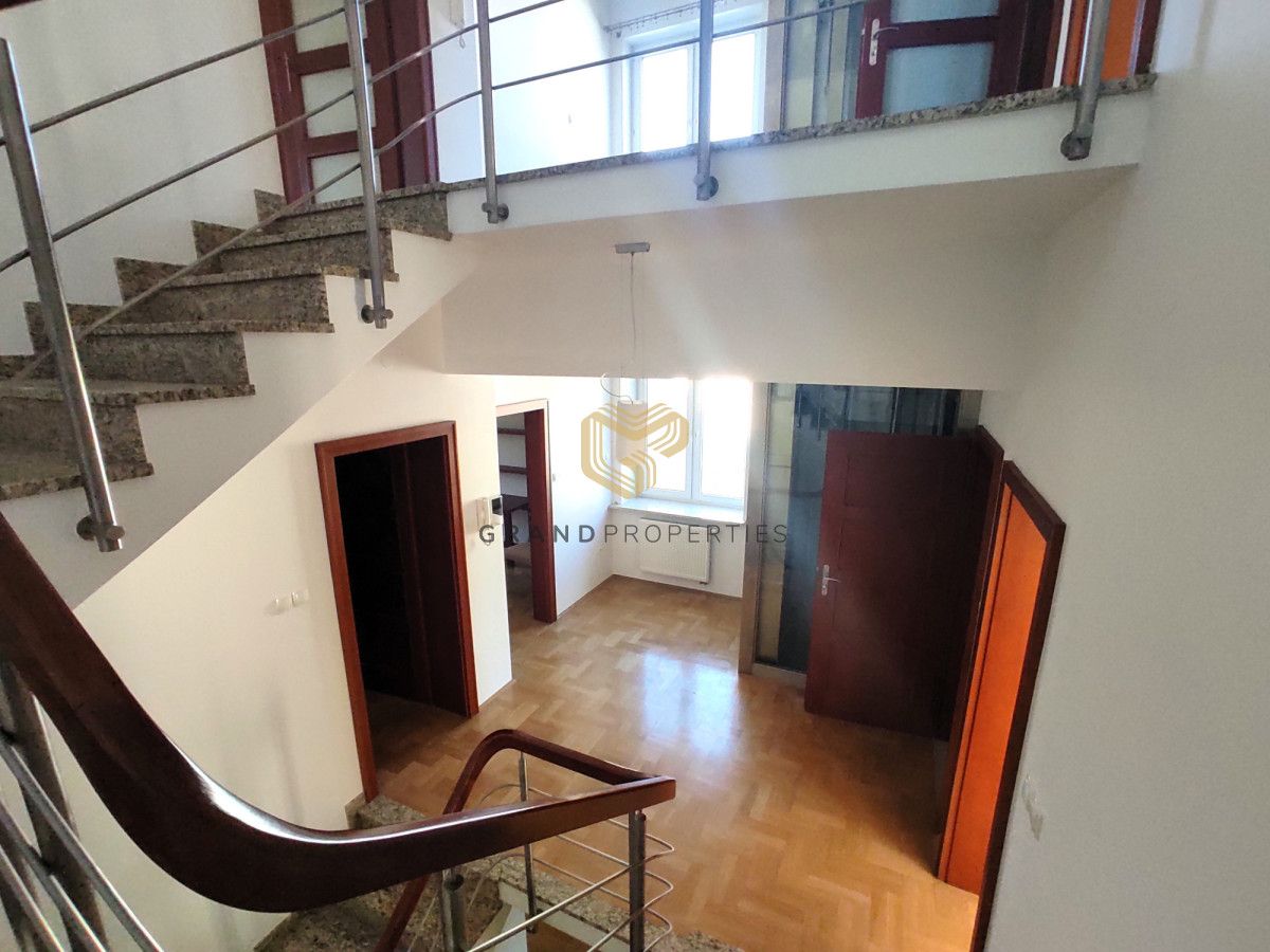 bliźniak, 7 pokoi Warszawa Górny Mokotów. Zdjęcie 8