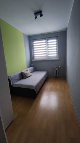 Mieszkanie 3-pokojowe Brzeg Dolny, ul. Fabryczna. Zdjęcie 1