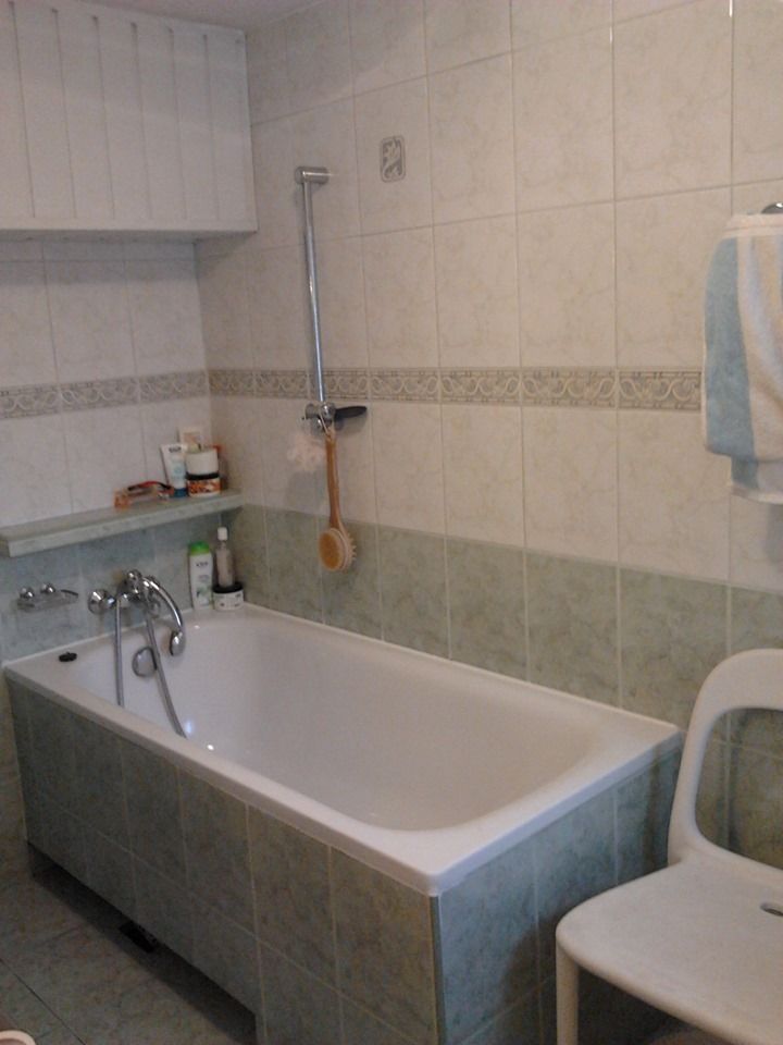 dom wolnostojący, 8 pokoi Kraków Czyżyny, al. Pokoju. Zdjęcie 3