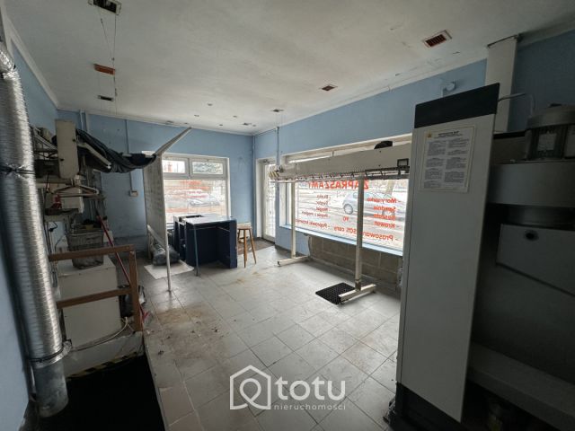 Lokal Warszawa Praga-Południe, rondo gen. Augusta Emila Fieldorfa "Nila". Zdjęcie 3