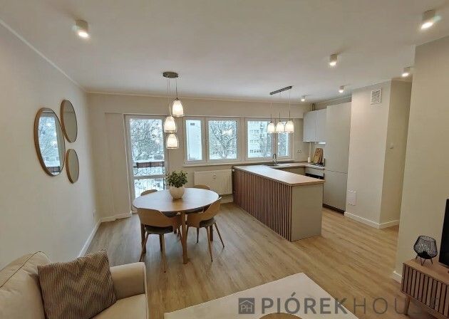 Mieszkanie 3-pokojowe Warszawa Bielany, ul. Literacka. Zdjęcie 1