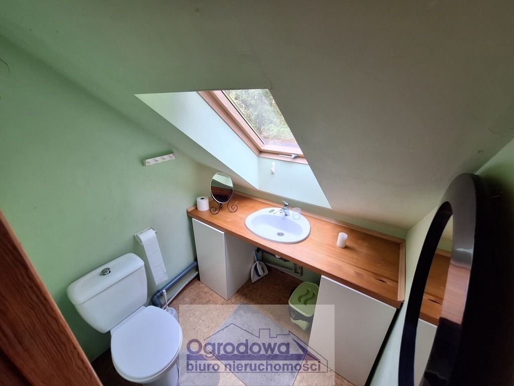 dom wolnostojący, 4 pokoje Urle. Zdjęcie 19
