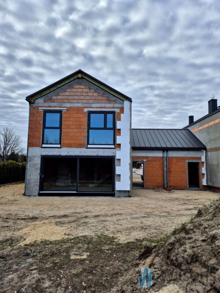bliźniak, 7 pokoi Bobrowiec. Zdjęcie 10