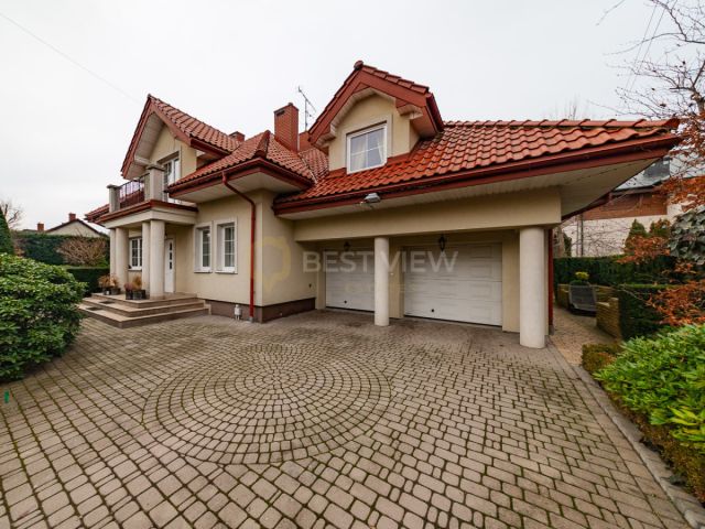 dom wolnostojący, 5 pokoi Piaseczno Chyliczki. Zdjęcie 2