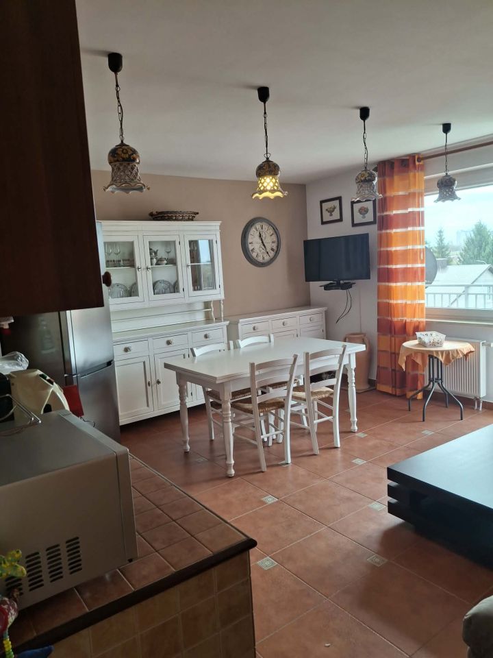 Mieszkanie 3-pokojowe Kielce Herby, ul. Marii Skłodowskiej-Curie. Zdjęcie 2