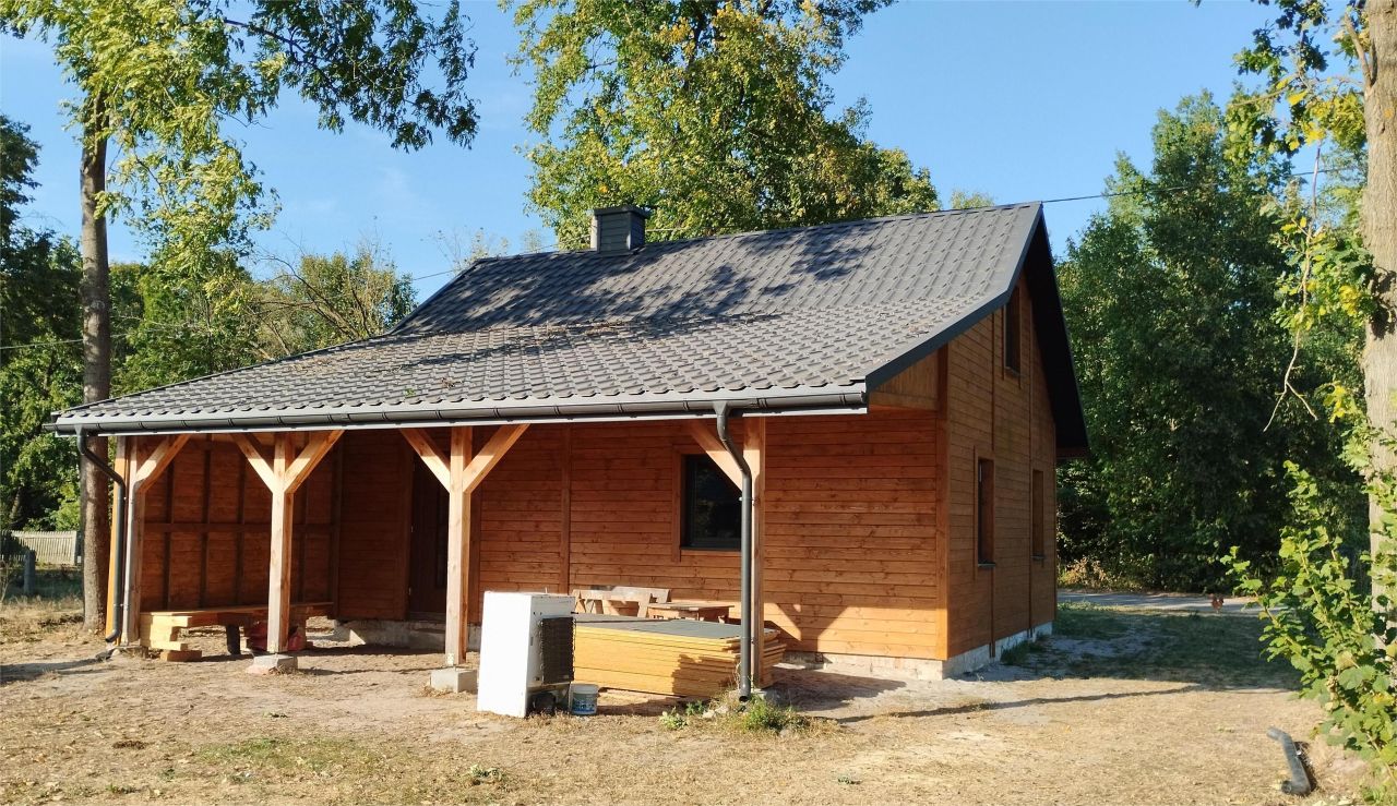 dom wolnostojący, 2 pokoje Zynie. Zdjęcie 3