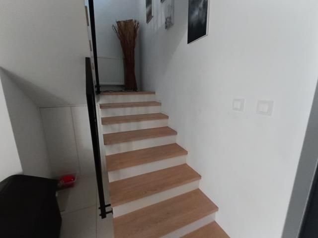 dom wolnostojący, 5 pokoi Legionowo. Zdjęcie 8