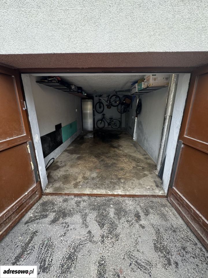 Poslovni prostor, 18 m²