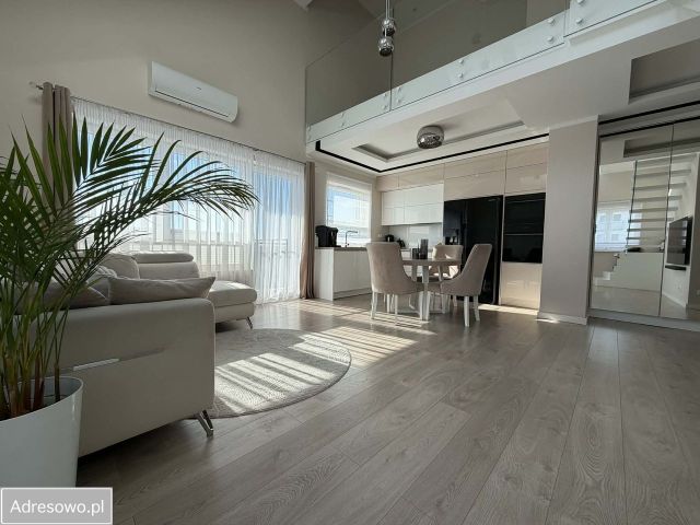 Mieszkanie 4-pokojowe Olsztyn Jaroty. Zdjęcie 1