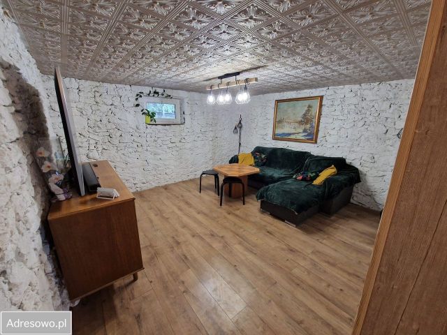 dom wolnostojący, 5 pokoi Skała. Zdjęcie 1