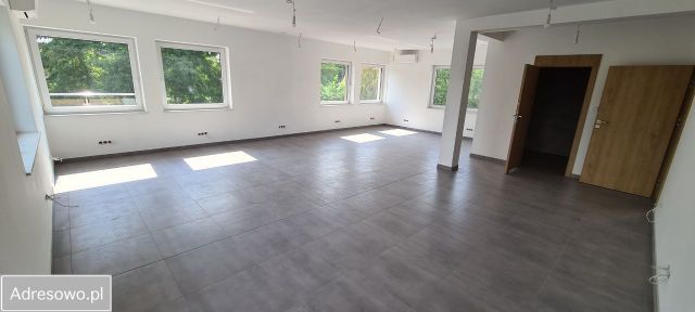 Lokal Kraków Nowa Huta, ul. Odmętowa. Zdjęcie 1