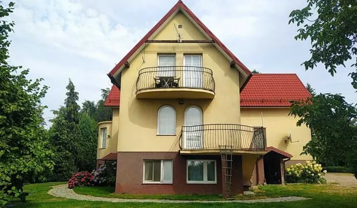 dom wolnostojący, 8 pokoi Nowa Wieś, ul. Jowisza
