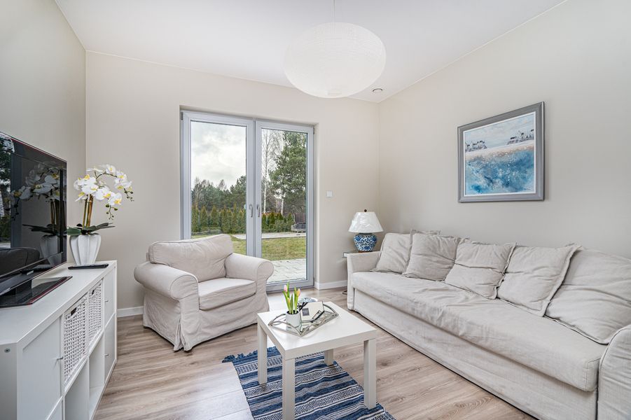 dom wolnostojący, 5 pokoi Rosanów. Zdjęcie 8