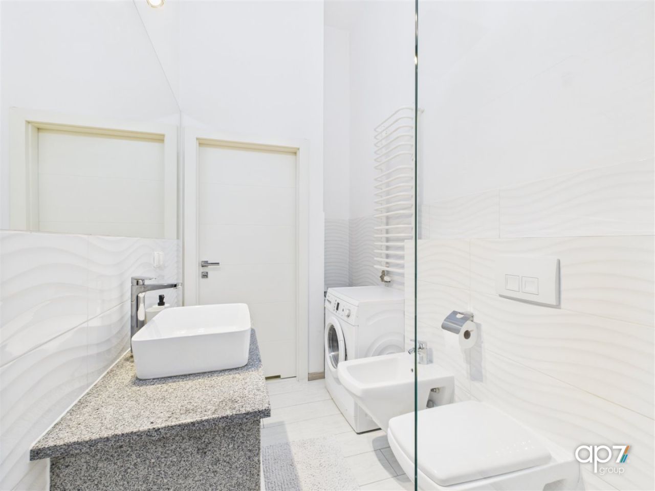 Mieszkanie 3-pokojowe Kraków Śródmieście, ul. marsz. Józefa Piłsudskiego. Zdjęcie 9