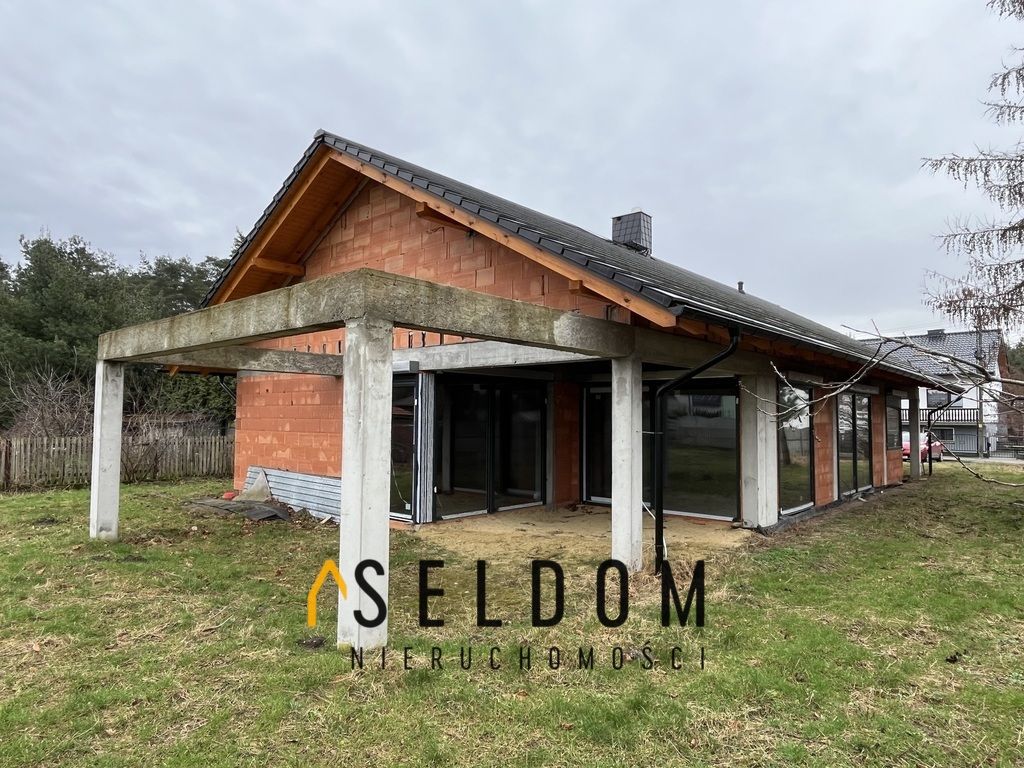 dom wolnostojący, 4 pokoje Miedziana. Zdjęcie 2