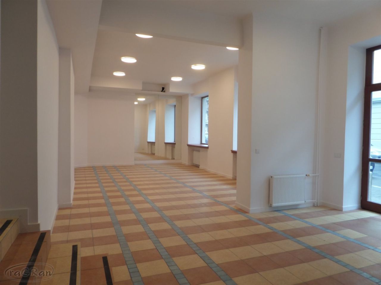 Lokal Warszawa Praga-Północ. Zdjęcie 1