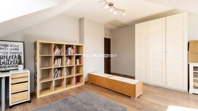 dom wolnostojący, 5 pokoi Bochnia, ul. Wiśnicka. Zdjęcie 33
