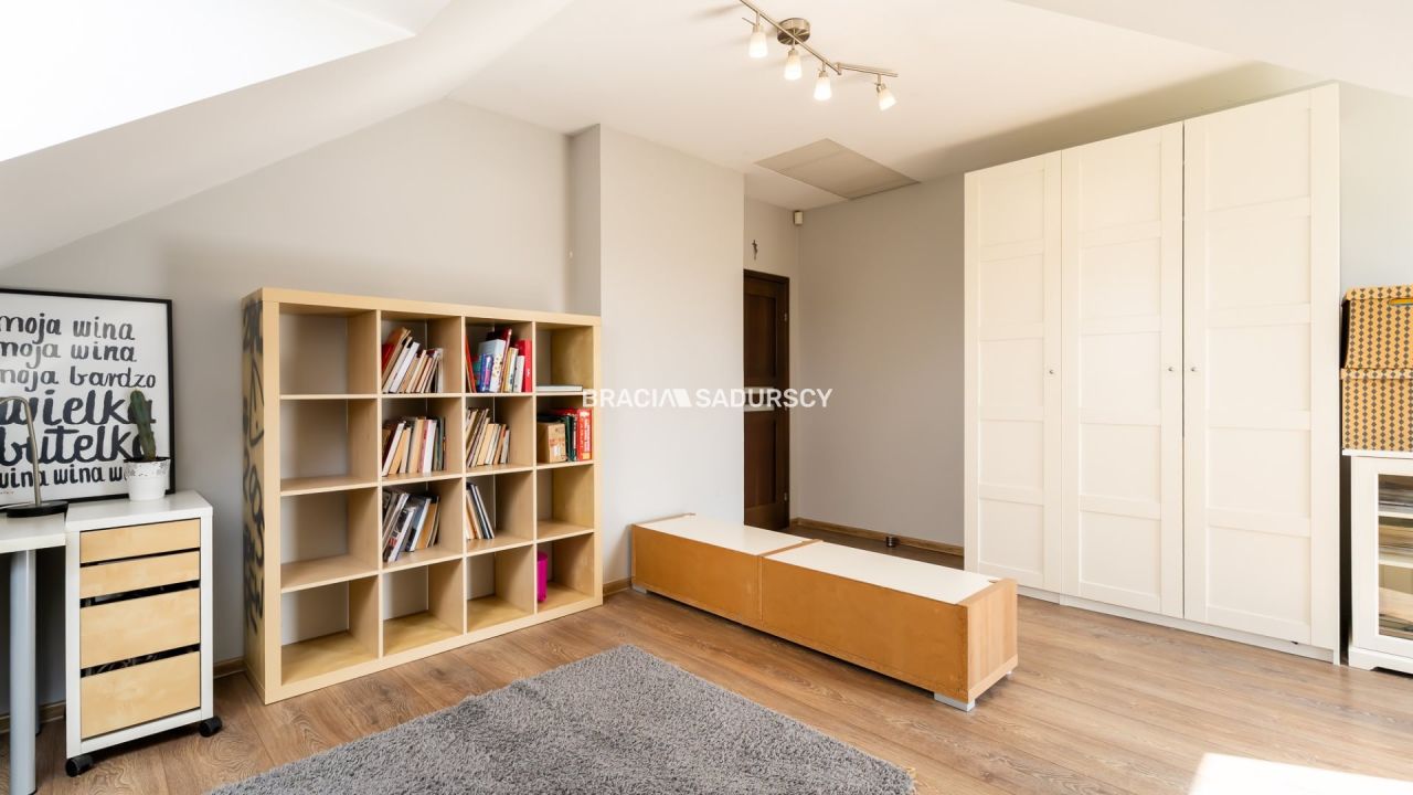dom wolnostojący, 5 pokoi Bochnia, ul. Wiśnicka. Zdjęcie 33