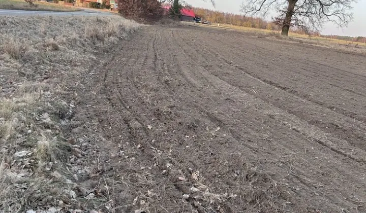 Działka rolno-budowlana Łosośnica