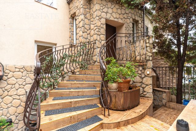 dom wolnostojący, 11 pokoi Warszawa Saska Kępa, ul. Genewska. Zdjęcie 19