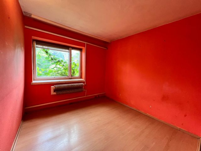 dom wolnostojący, 3 pokoje Popów. Zdjęcie 16