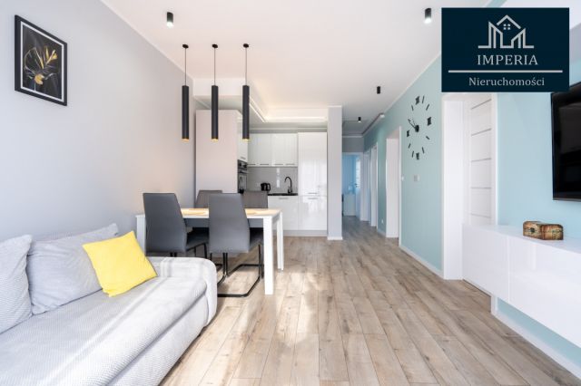 dom szeregowy, 4 pokoje Straszyn, ul. Neptuna. Zdjęcie 1