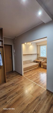 Mieszkanie 3-pokojowe Konin, ul. 11 Listopada. Zdjęcie 1