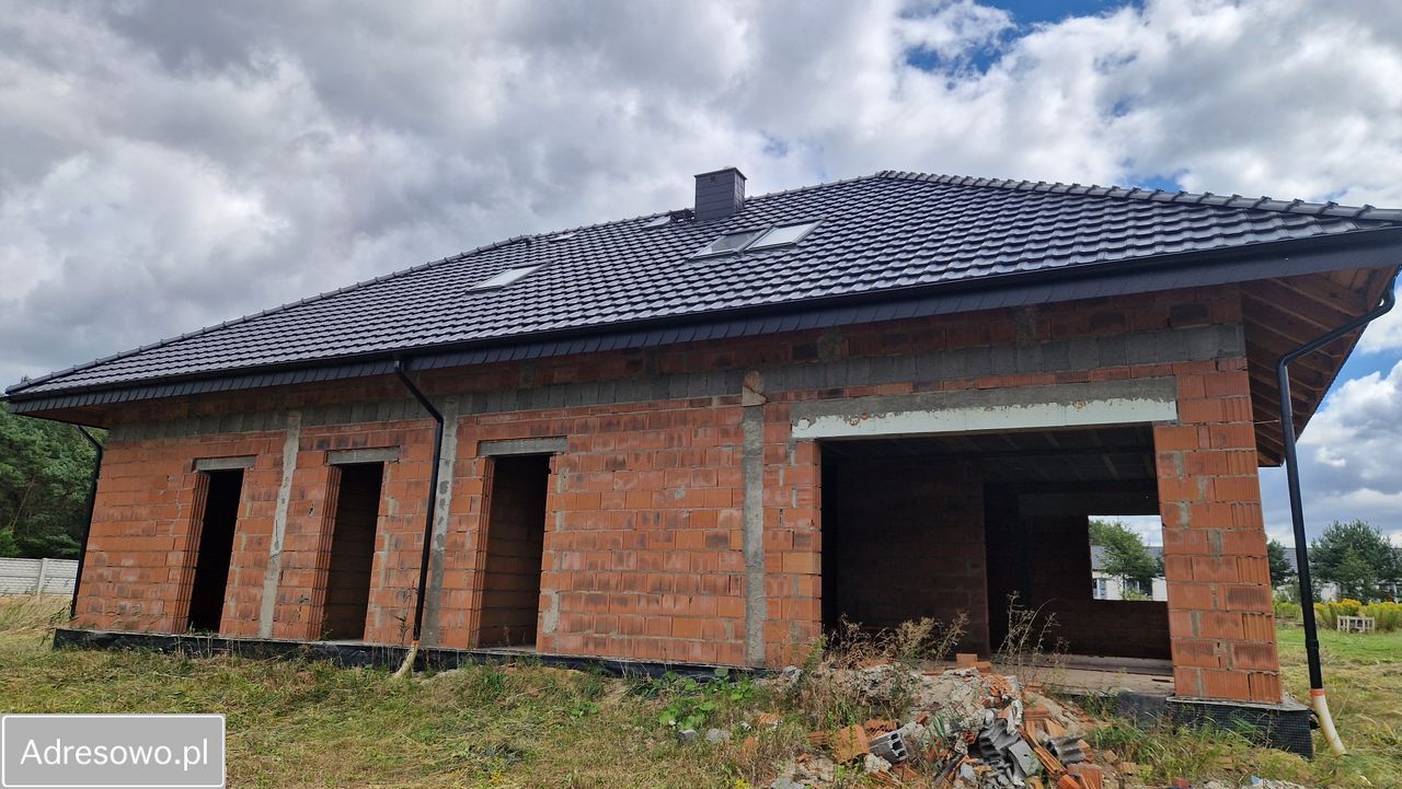 dom wolnostojący, 4 pokoje Kuźniki. Zdjęcie 11