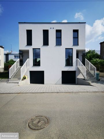 bliźniak, 3 pokoje Zielona Góra Centrum, ul. Lecha. Zdjęcie 1