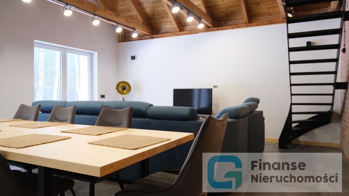 dom wolnostojący, 3 pokoje Borowiny. Zdjęcie 7