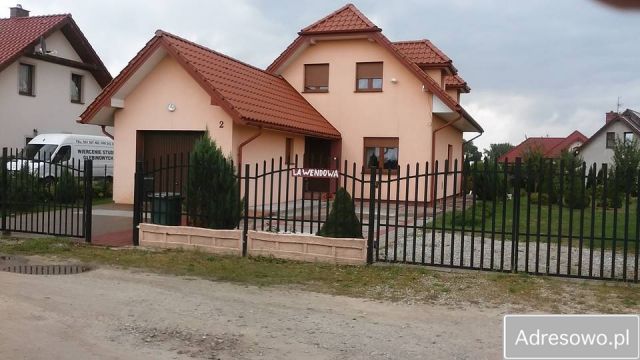 dom wolnostojący, 5 pokoi Dobroszyce, ul. Lawendowa. Zdjęcie 1