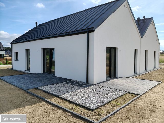 dom wolnostojący, 5 pokoi Radzyny. Zdjęcie 1